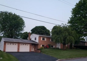 519 Hershberger St, Martinsburg, Blair, Pennsylvania, United States 16662, ,Residential,For sale,Hershberger St,1316