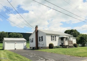 915 1st Street, Roaring Spring, Blair, Pennsylvania, United States 16673, ,Residential,For sale,1st Street,1330