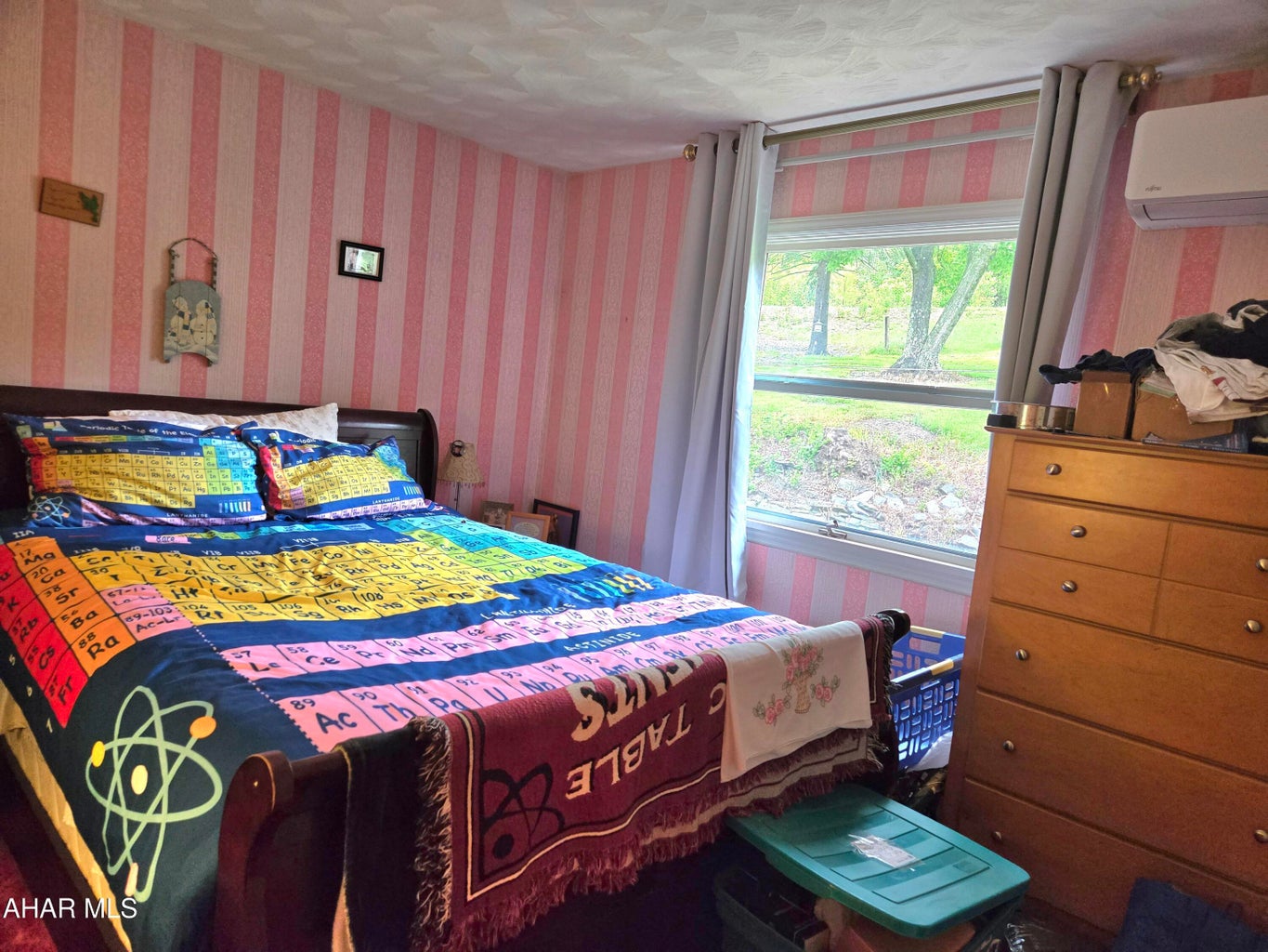 563 Lock Mountain Road, Martinsburg, Blair, Pennsylvania, United States 16662, ,Residential,For sale,Lock Mountain Road,1364 563 Lock Mountain Road, Martinsburg, Blair, Pennsylvania, United States 16662, ,Residential,For sale,Lock Mountain Road,1364