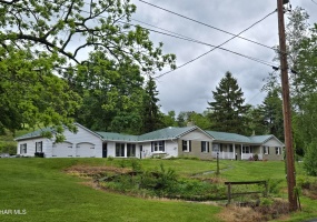 563 Lock Mountain Road, Martinsburg, Blair, Pennsylvania, United States 16662, ,Residential,For sale,Lock Mountain Road,1364