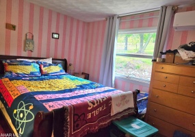 563 Lock Mountain Road, Martinsburg, Blair, Pennsylvania, United States 16662, ,Residential,For sale,Lock Mountain Road,1364