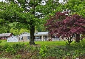563 Lock Mountain Road, Martinsburg, Blair, Pennsylvania, United States 16662, ,Residential,For sale,Lock Mountain Road,1364
