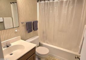 185 E Valley Point Lane #B402, Claysburg, Bedford, Pennsylvania, United States 16625, ,Blue Knob Condo,For sale,E Valley Point Lane #B402,1368