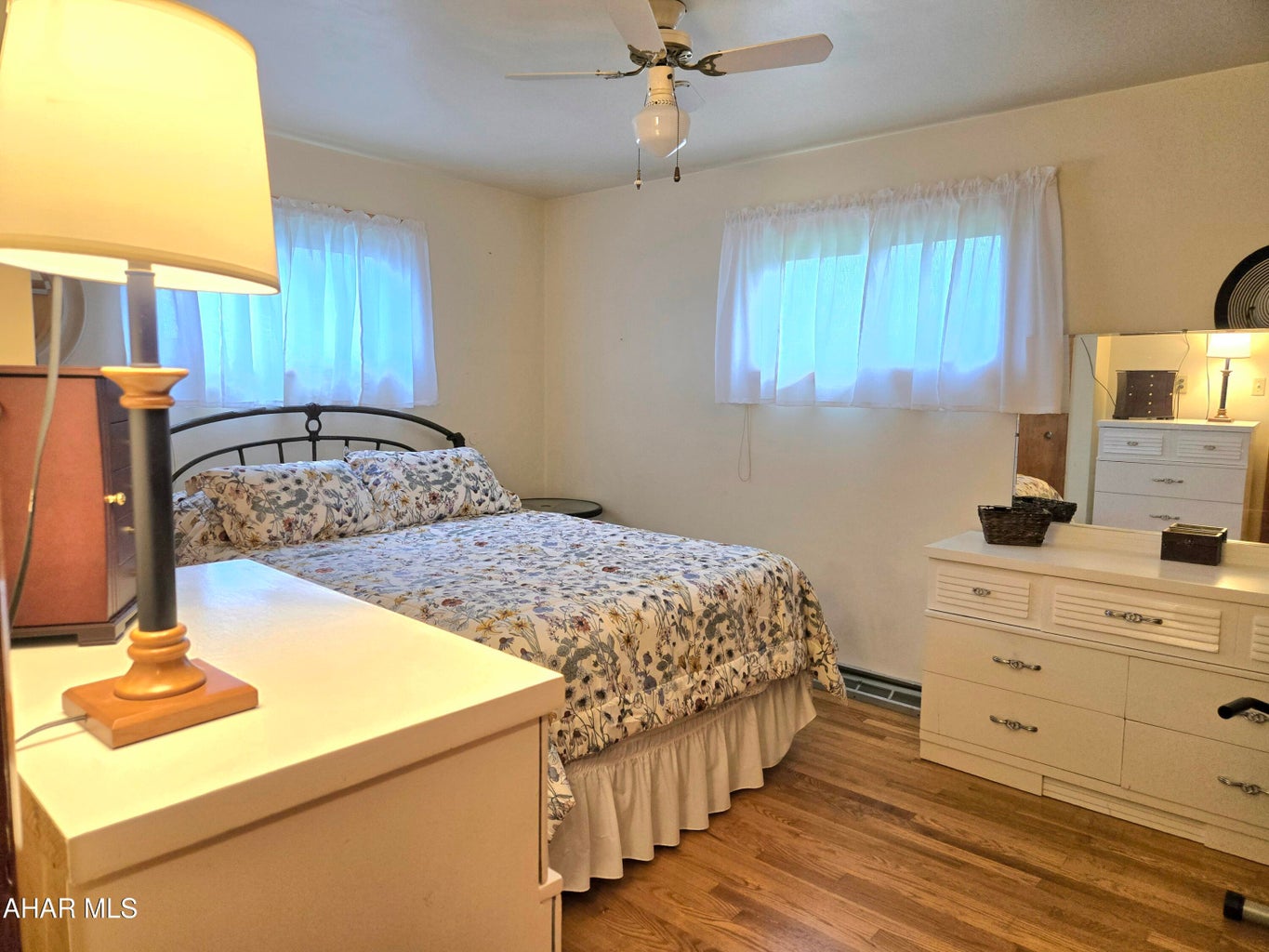 1198 W Loop Road, Hollidaysburg, Blair, Pennsylvania, United States 16648, ,Residential,For sale, W Loop Road,1376