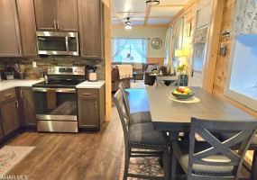 370 Chestnut Street, New Enterprise, Bedford, Pennsylvania, United States 16664, ,Residential,For sale,Chestnut Street,1379