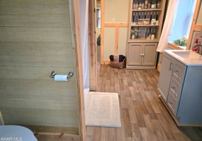 370 Chestnut Street, New Enterprise, Bedford, Pennsylvania, United States 16664, ,Residential,For sale,Chestnut Street,1379