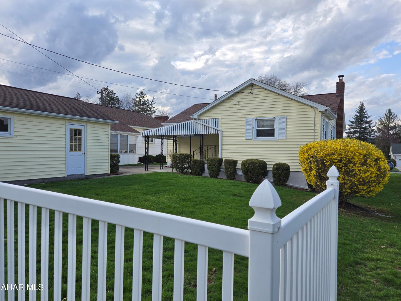 408 Cedar Boulevard, Hollidaysburg, Blair, Pennsylvania, United States 16648, ,Residential,For sale,Cedar Boulevard,1383