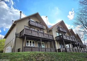 8150 Summit Way 6b Pine Cone, Claysburg, Blair, Pennsylvania, United States 16625, ,Blue Knob Condo,For sale,Summit Way 6b Pine Cone,1385