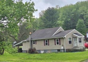 847 Johnstown Road, East Freedom, Blair, Pennsylvania, United States 16637, ,Residential,For sale,Johnstown Road,1386