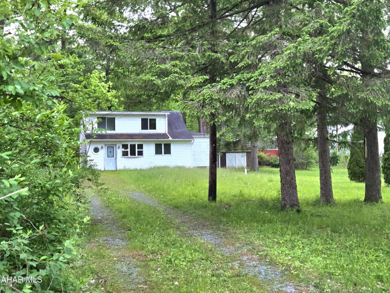 656 S Temple Lane, Altoona, Blair, Pennsylvania, United States 16602, ,Residential,For sale,S Temple Lane,1388