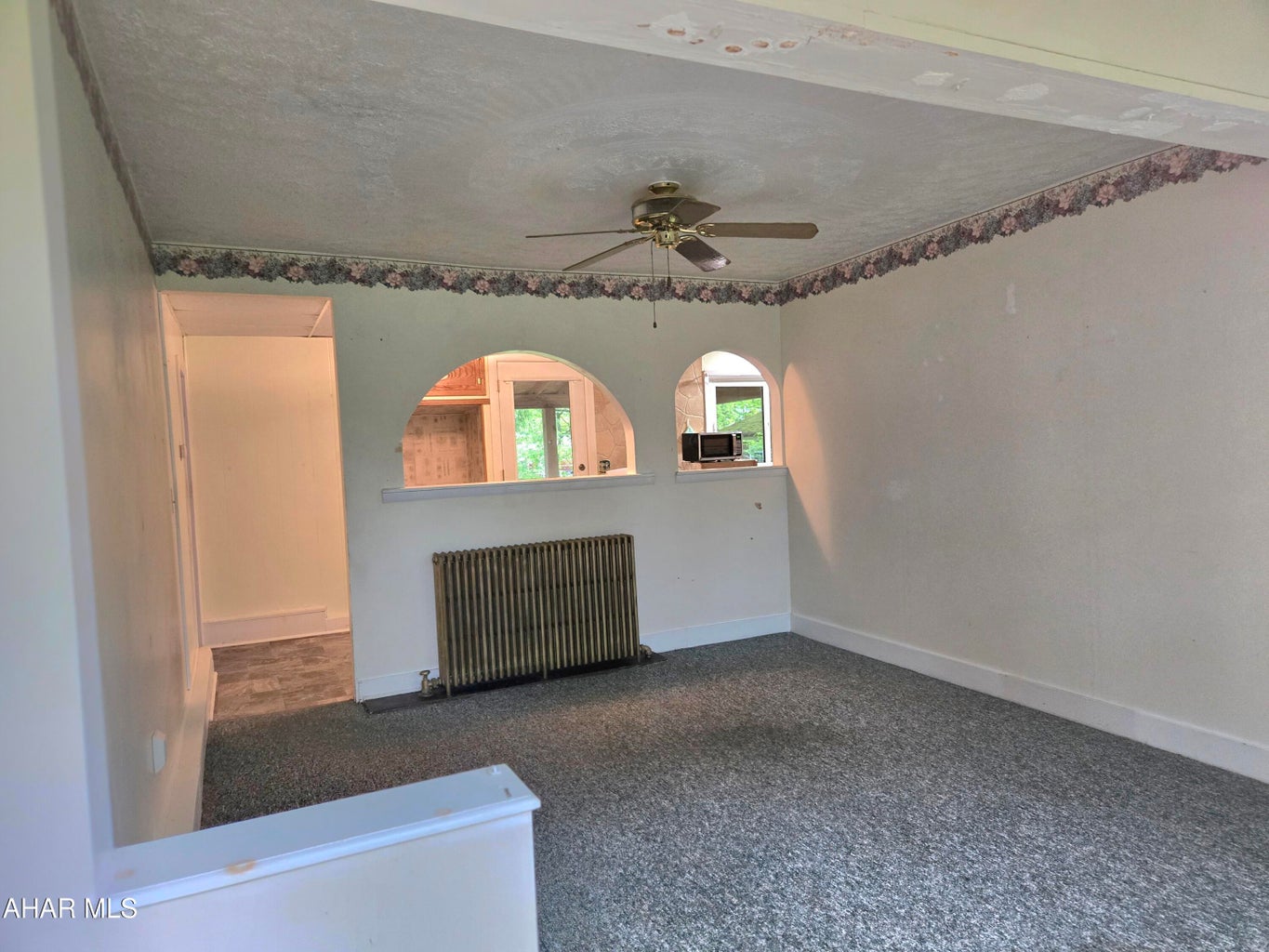 656 S Temple Lane, Altoona, Blair, Pennsylvania, United States 16602, ,Residential,For sale,S Temple Lane,1388