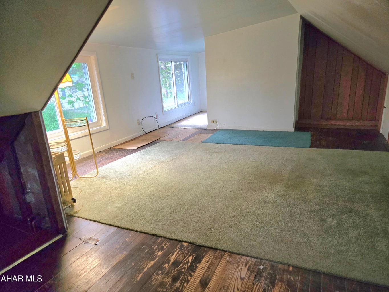 656 S Temple Lane, Altoona, Blair, Pennsylvania, United States 16602, ,Residential,For sale,S Temple Lane,1388