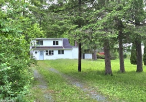 656 S Temple Lane, Altoona, Blair, Pennsylvania, United States 16602, ,Residential,For sale,S Temple Lane,1388