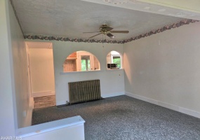 656 S Temple Lane, Altoona, Blair, Pennsylvania, United States 16602, ,Residential,For sale,S Temple Lane,1388
